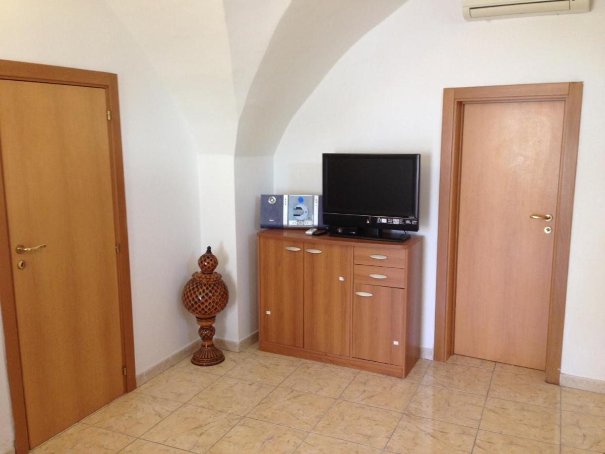 Casa Vacanza Patitari Apartment กัลลีโปลี ภายนอก รูปภาพ