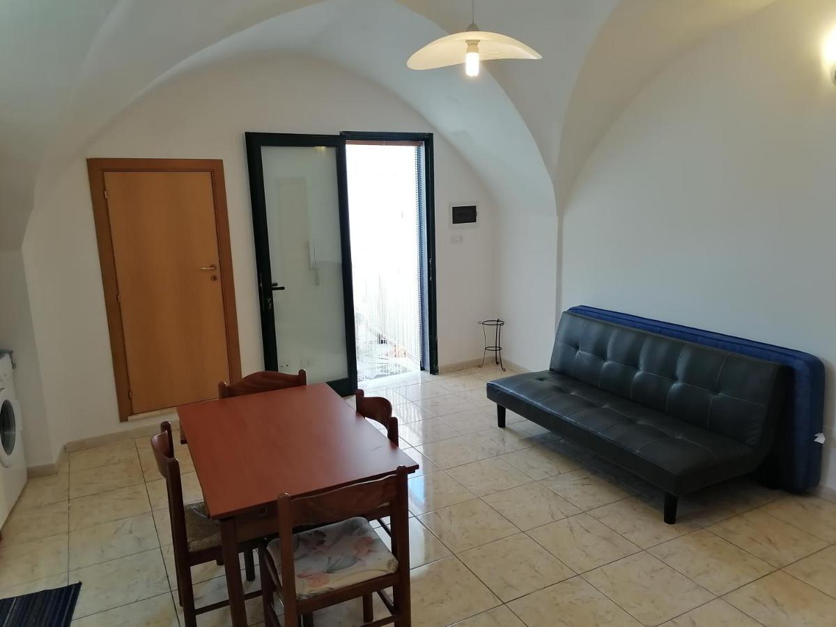 Casa Vacanza Patitari Apartment กัลลีโปลี ภายนอก รูปภาพ